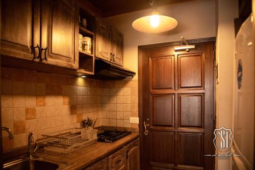 2 bedrooms, 4 beds