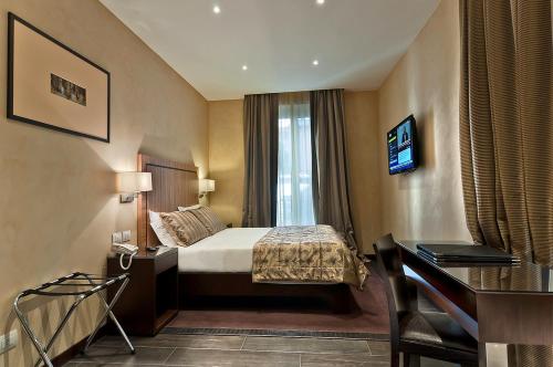 Intown Luxury House - image 2