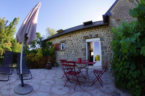 Domaine de l'Angevinière, 2 gîtes cosy, vue bocage proche Mont St-Michel