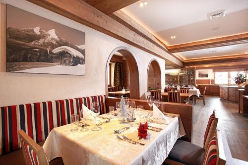 餐廳, 貝赫維爾特酒店 (Hotel Bechlwirt) in 蒂羅爾州基希貝格市中心