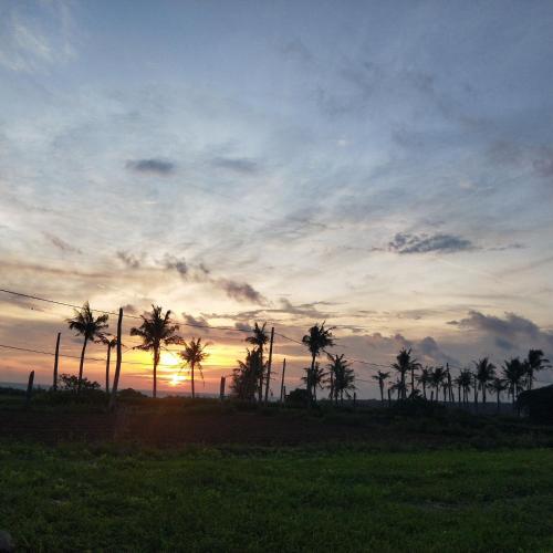 垦丁玹玹映月渡假旅店 (白沙湾 猫鼻头) 垦丁玹玹映月渡假旅店 (白沙湾 猫鼻头)