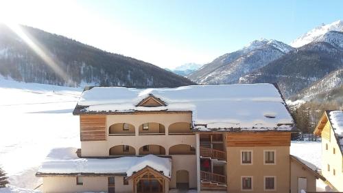 Beau T3 ensoleillé au pied des pistes - Location saisonnière - Arvieux