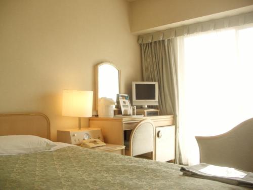 Single Room - Non-Smoking