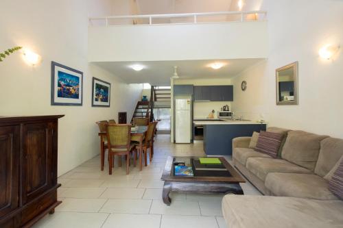Deluxe Villa image 6