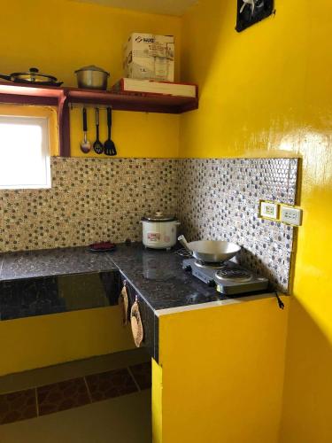 ALERTA ROOFTOP LODGE in Marigondon