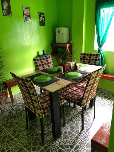 ALERTA ROOFTOP LODGE in Marigondon