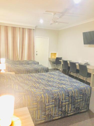 217075711 Harvest Lodge Motel - Gunnedah