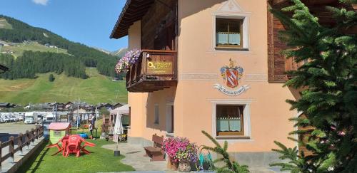  Appartamento Girasole, Pension in Livigno