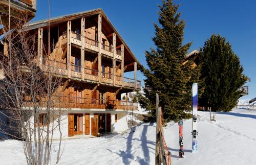 Résidence Néméa Les Chalets Des Cîmes - Hôtel - Fontcouverte-la-Toussuire