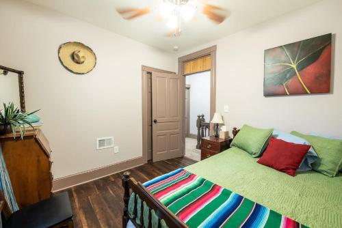 Lancaster City Apartment Near Convention Center