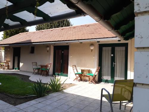 Szalay Villa - image 4