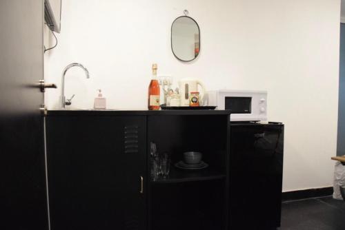 Economy Studio Room image 4