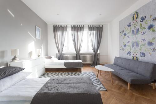 2 twin beds