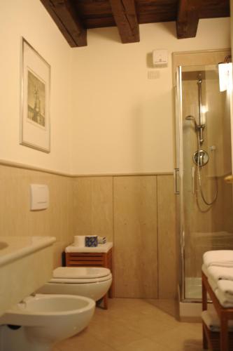 Al Melograno - Room & Breakfast - image 7