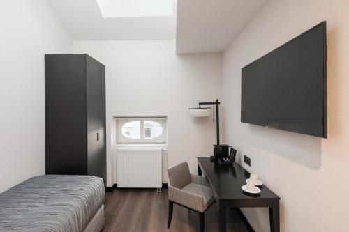 Quentin Prague Hotel - image 7