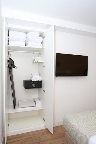 New Point Opera - image 11