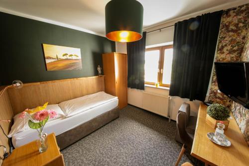 1 twin bed