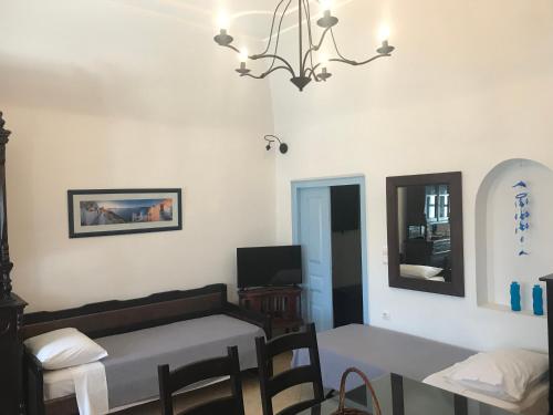 Katsinaros House 3