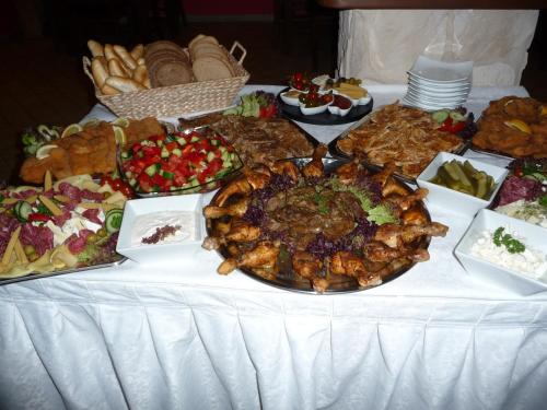 อาหารและเครื่องดื่ม, Gloria in ปาฟโลวิชกี