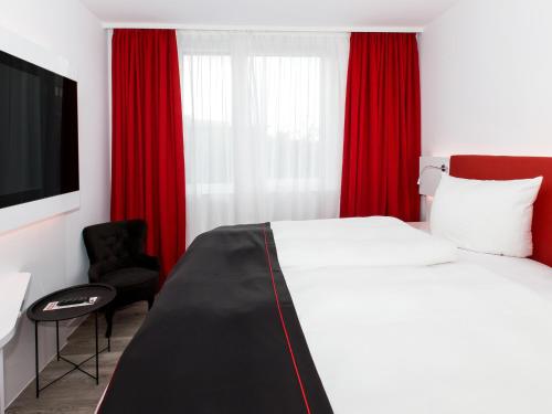 DORMERO Hotel Salzgitter 5.8km von Lengede entfernt