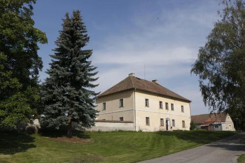 Adela´s Czech Village House