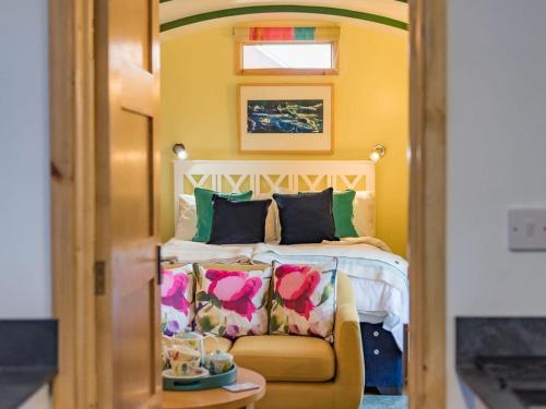 Plumcot Halt, Canterbury, Kent