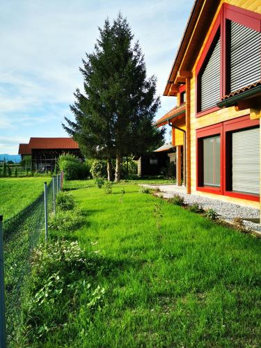 Сад, MERIKOTKA - a cozy wooden cottage, sLOVEnia in Polzela