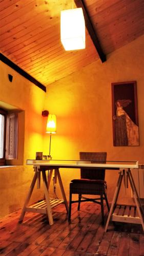La Casa Amarilla