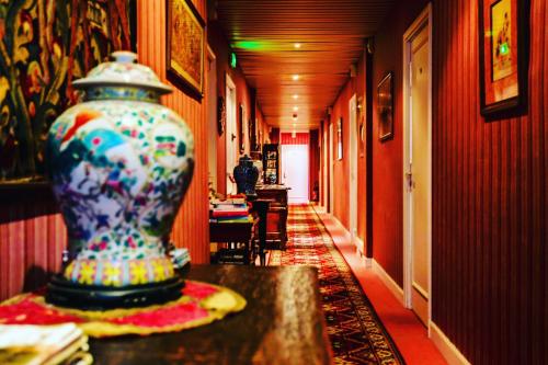 Lobby, Hotel des Mimosas in Le Fournel