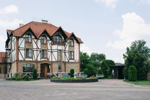 Shelter Hotel & Restaurant - Hôtel - Kolodezhno