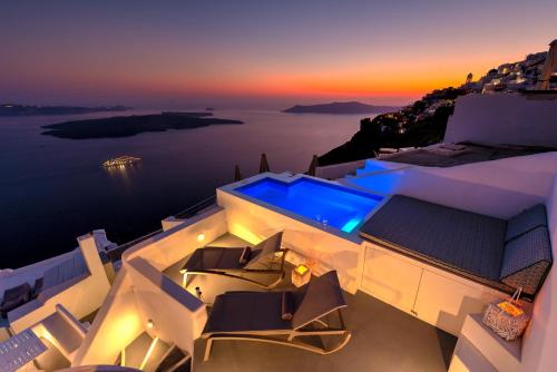 Antrum Cave Villa Santorini