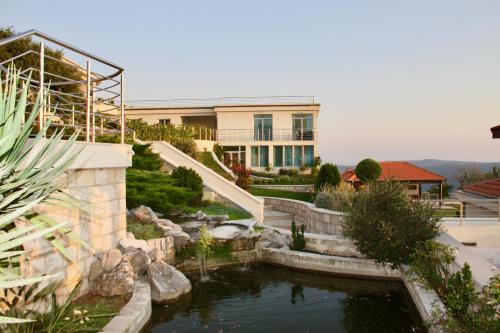 Tampilan eksterior, Villa Eagle Eye Montenegro in Sutvara