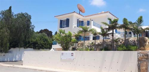 FUN IN THE SUN Villa, Peyia (foto 2)