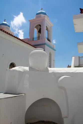  Neoclassical apartment, Central Chora Andros in Ándros