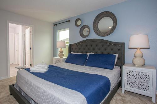Stunning Single Family 6 Bd Home Close to Disney 638 - image 9