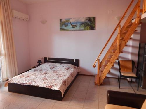 Dunav Str., Ravda (foto 6)