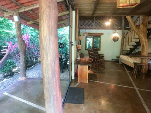 Casita de los Sueños (Casita de los Suenos) in Cabuya