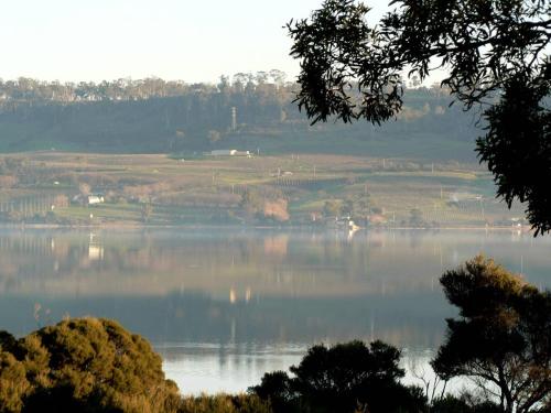 Skats, Olive's Cottage and Gardens - Mesmerising Views in Windermere