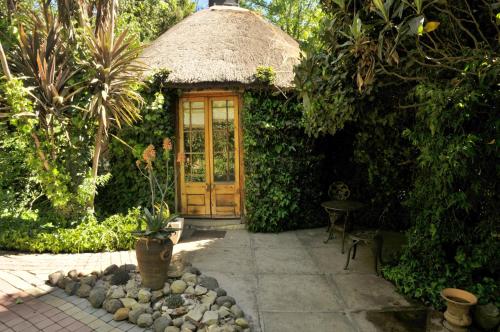 Kert, Cranberry Cottage in Ladybrand