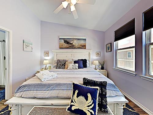 Sandy Retreat Condo - main image