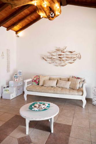  Ostria in Agia Paraskevi