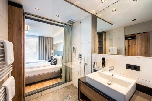 Hotel Modern Mountain – Ischgl, MO
