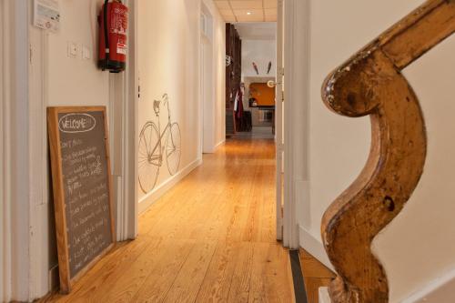 Living Lounge Hostel - image 4