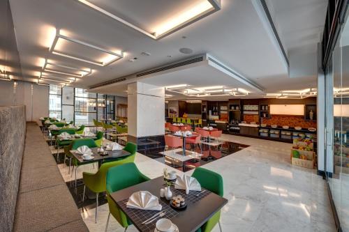 Novotel Sharjah Expo Centre Novotel Sharjah Expo Centre