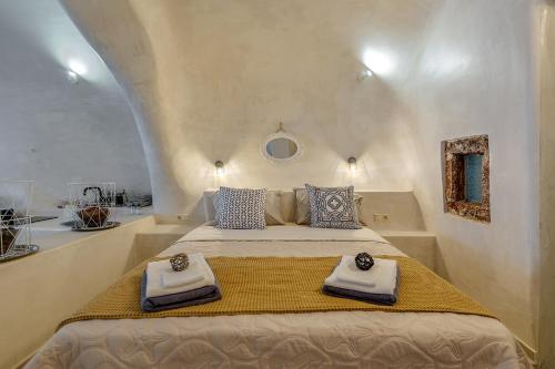  Hidden Treasure Suites in Vóthon