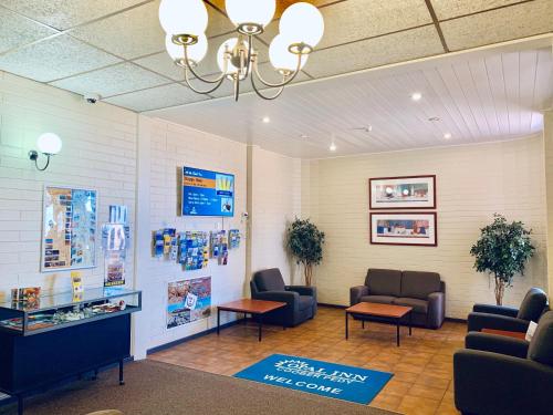 設施, 蛋白石客棧酒店 (Opal Inn) in 庫伯派蒂