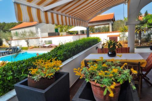Villa Vanilla - main image
