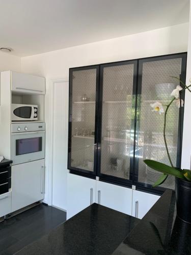 кухня, CASABINA Appartement entre Disney et paris in Chelles