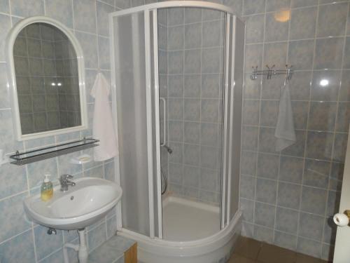 Hotel Rebir - image 8