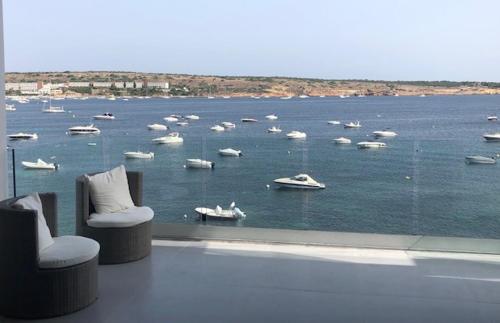 B&B Mellieħa - Mellieha Bay Waters Edge No. 160 - Bed and Breakfast Mellieħa